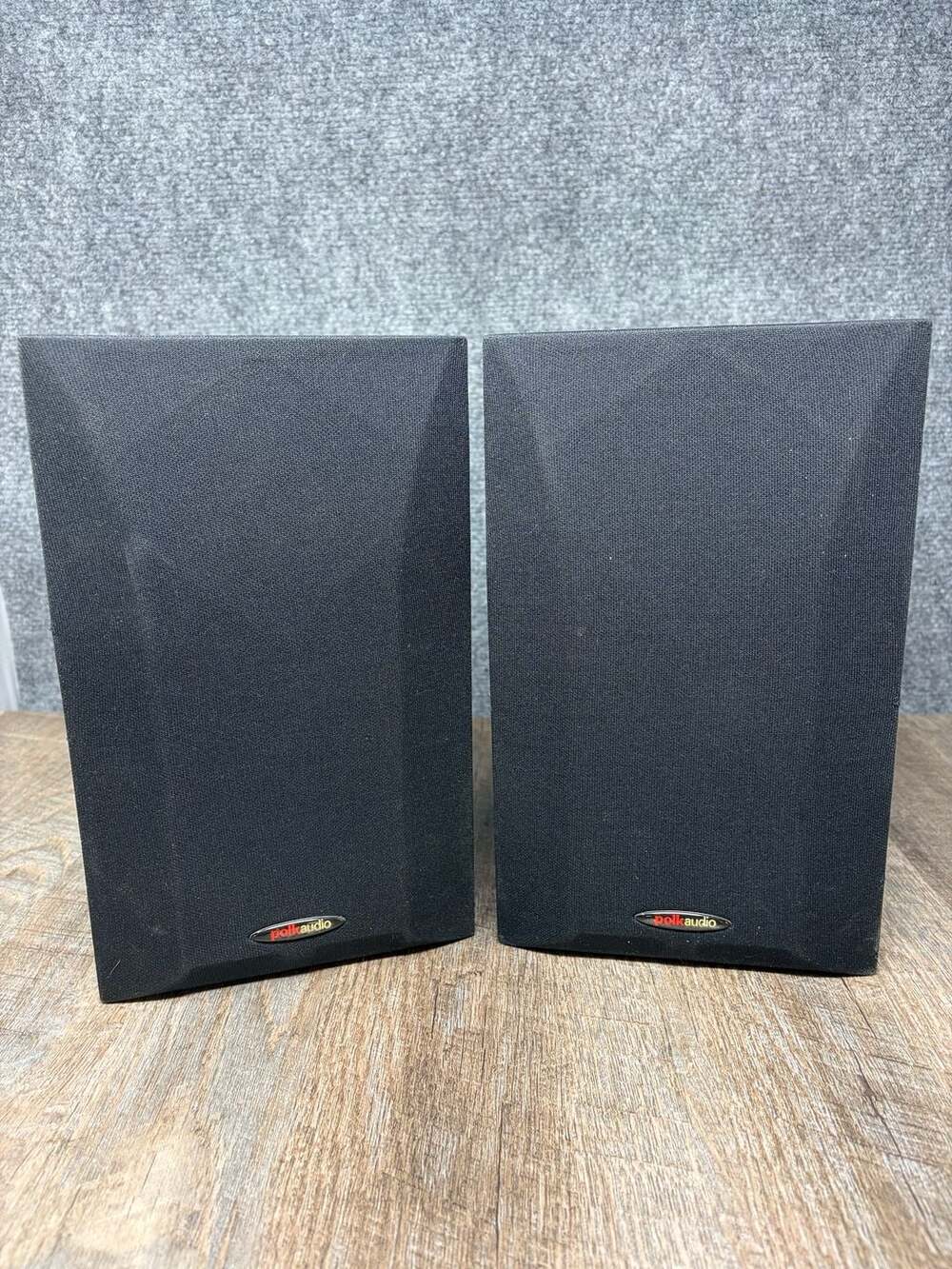 Pair of Polk Audio RT-15 Power Port Dynamic Balance Bookshelf Speakers - Tested